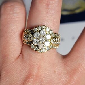 18 k yellow gold diamond ring.